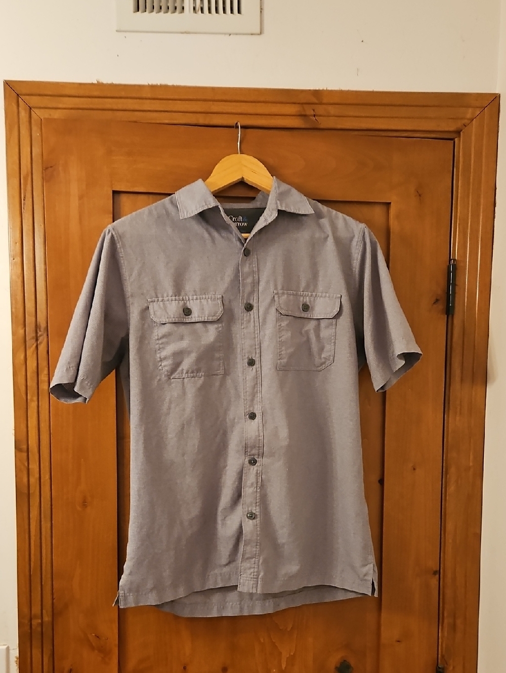 croft & barrow Short-Sleeve Button-Down Shirt in Light Gray